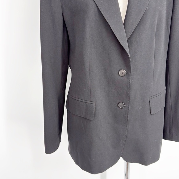MaxMara Virgin Wool Two Button Blazer Size 14 Black Classic timeless - Picture 6 of 14
